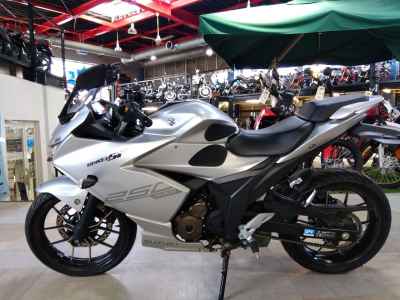 Suzuki Gixxer 250SF 2019