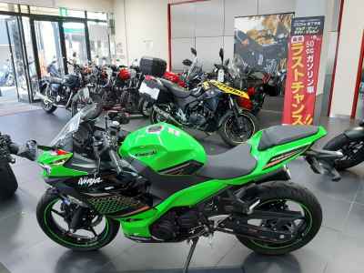 Kawasaki Ninja 400 KRT Edition 2020