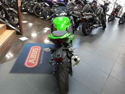 Kawasaki Ninja 400 KRT Edition 2020