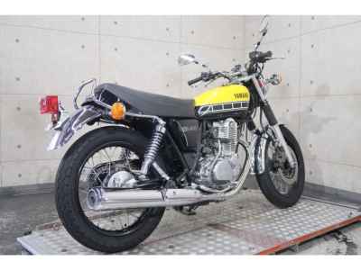Yamaha SR400 2016