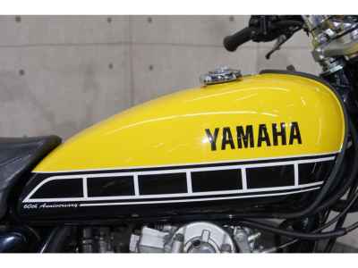 Yamaha SR400 2016