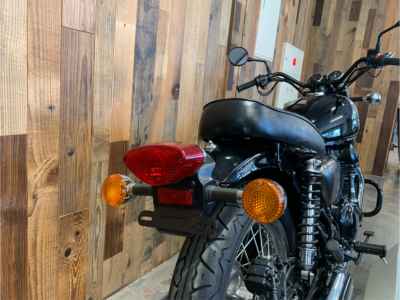 Kawasaki W800 Street 2022
