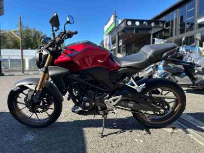 Honda CB250R 2019