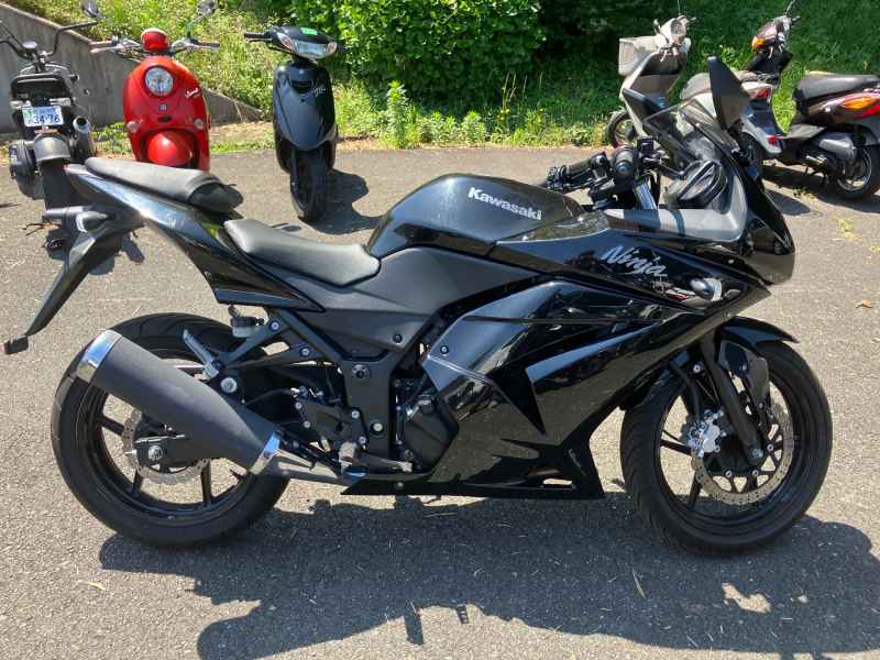 Kawasaki Ninja 250R 2012