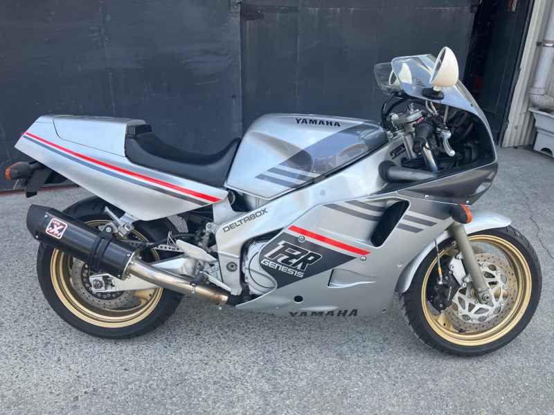 Yamaha FZR1000 1989