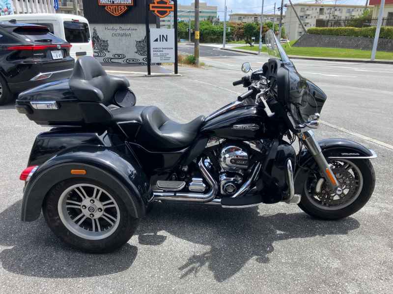 Harley-Davidson Electra Glide FLHTCU103 Trike 2014
