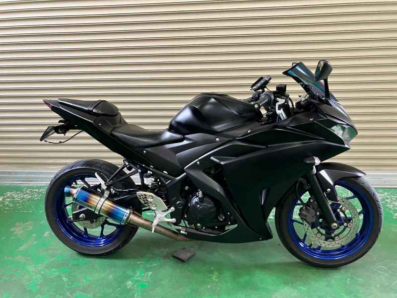 Yamaha YZF-R25 2015