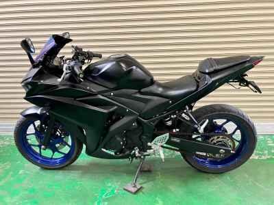 Yamaha YZF-R25 2015