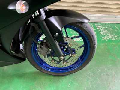 Yamaha YZF-R25 2015