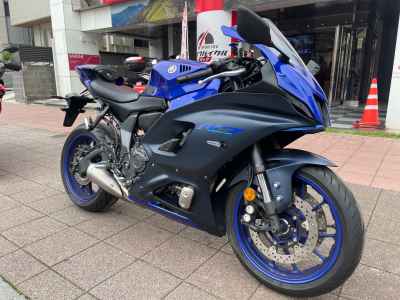 Yamaha YZF-R7 2022
