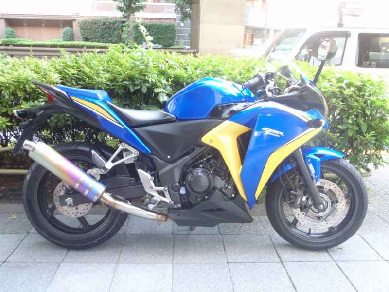 Honda CBR250R 2013