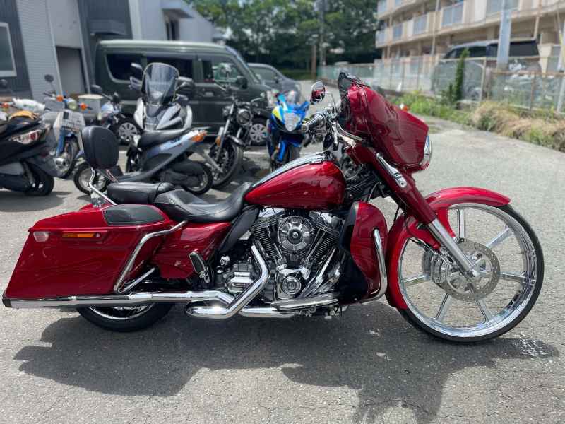 Harley-Davidson Street Glide FLHXSE1800 2016