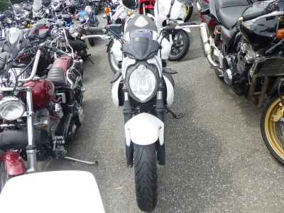 Suzuki Gladius SFV400 2010