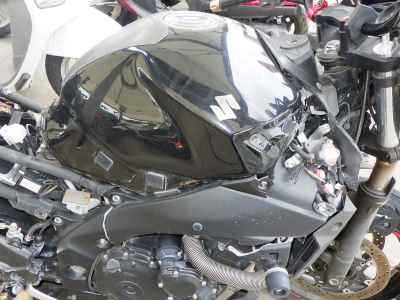 Suzuki GSR400 2010