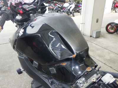 Suzuki GSR400 2010