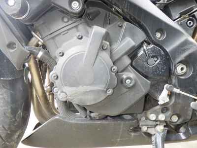 Suzuki GSR400 2010