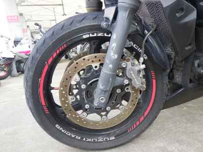Suzuki GSR400 2010