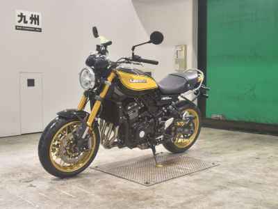 Kawasaki Z900RS SE 2023