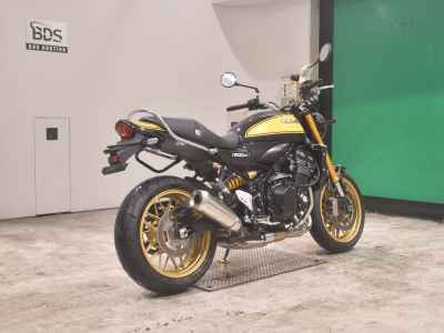 Kawasaki Z900RS SE 2023