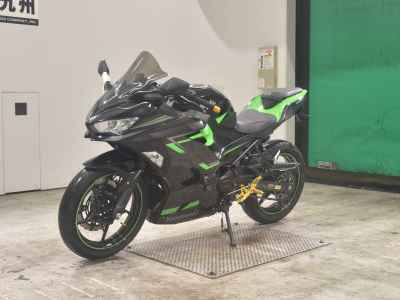 Kawasaki Ninja 400 2018