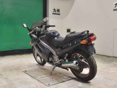 Kawasaki ZZR250 2002