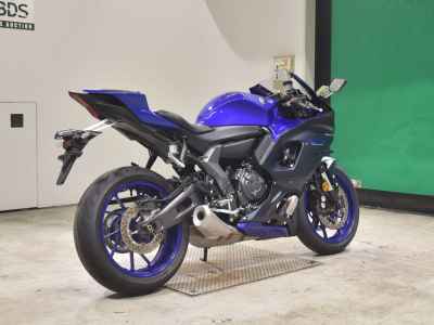 Yamaha YZF-R7 2023