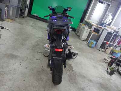 Yamaha YZF-R25 2020