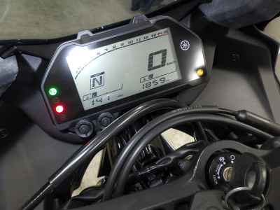 Yamaha YZF-R25 2022