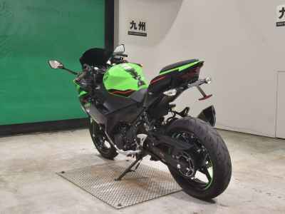 Kawasaki Ninja 400 2021