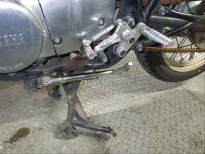 Yamaha SR400 2012