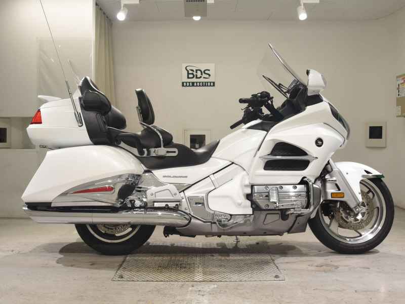 Honda GL1800 Gold Wing 2015