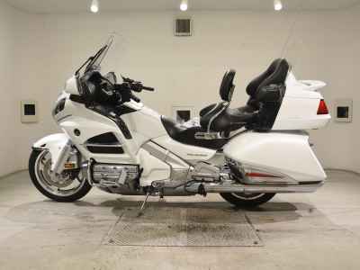 Honda GL1800 Gold Wing 2015