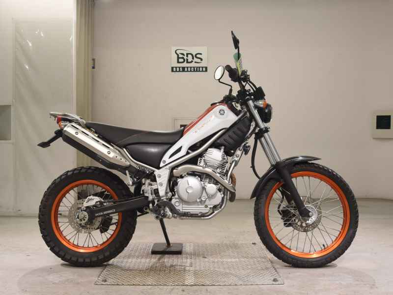 Yamaha TRICKER 2014