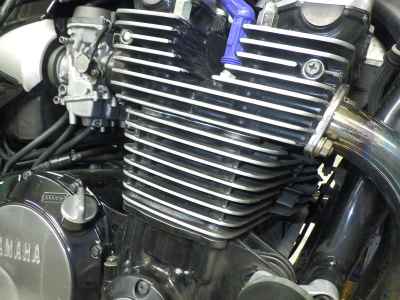 Yamaha XJR1300 2000