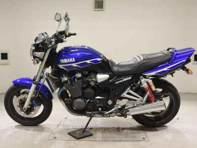 Yamaha XJR1300 2000