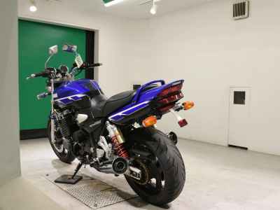 Yamaha XJR1300 2000