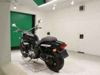 Kawasaki Eliminator 250V 2005