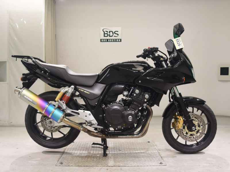 Honda CB400 Super Boldor 2016