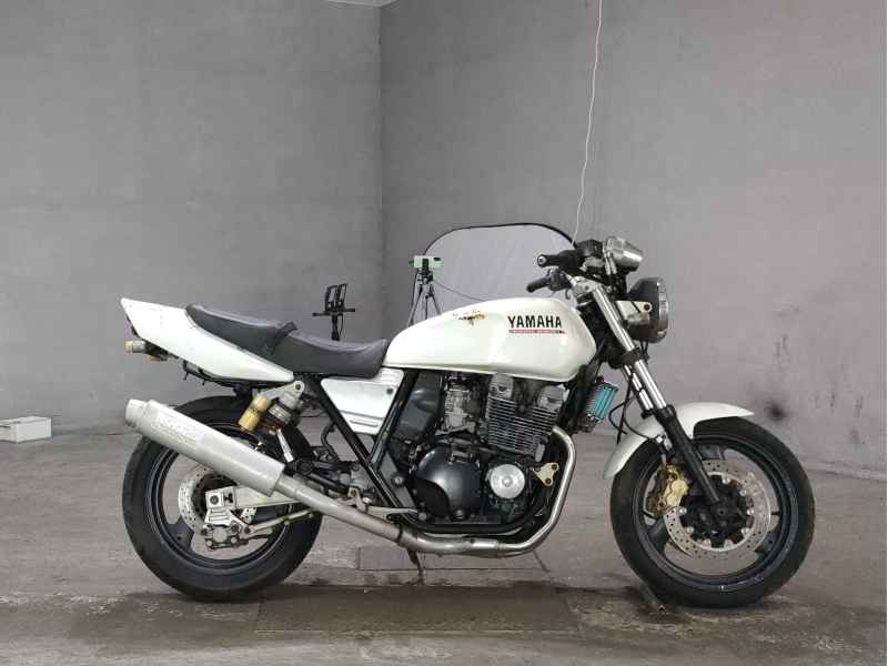 Yamaha XJR400 1995