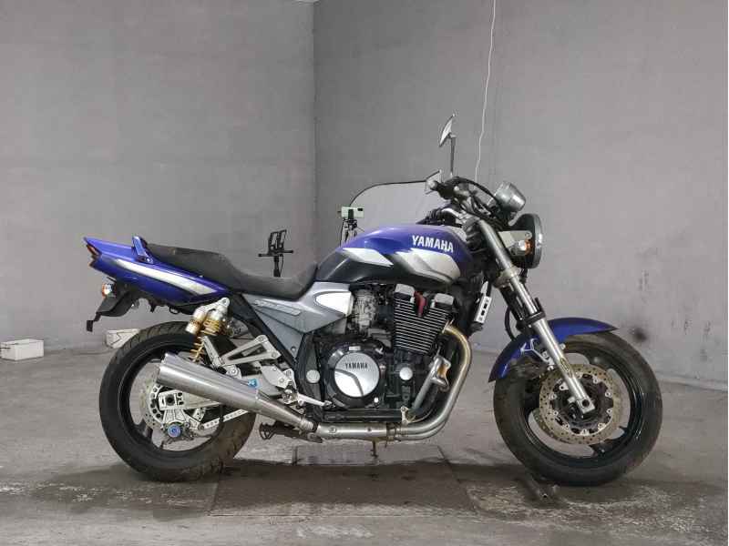 Yamaha XJR1300 2001