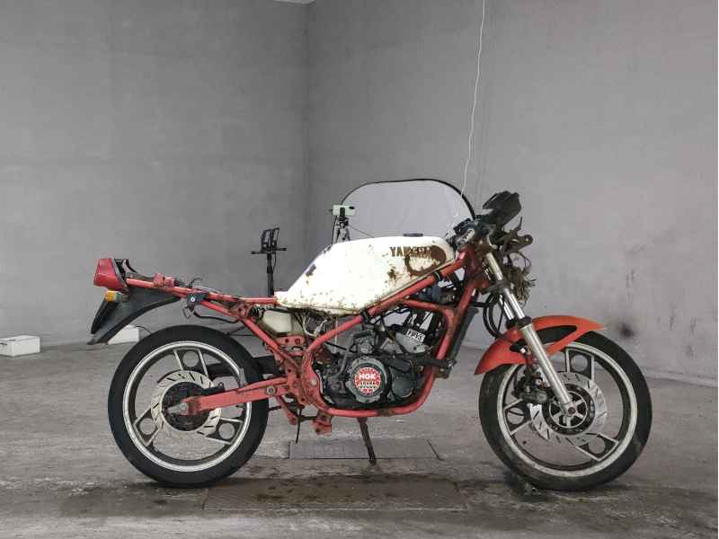 Yamaha RZ250R 1983