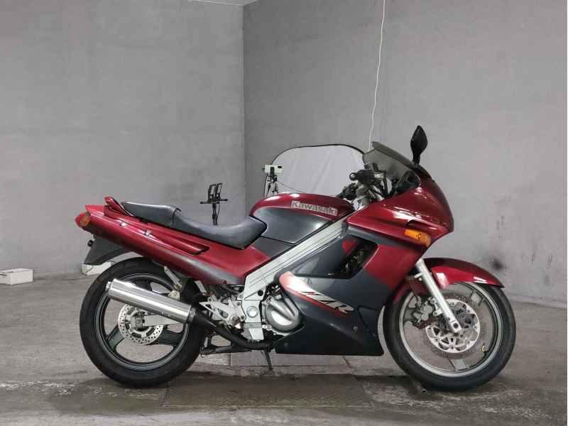 Kawasaki ZZR250 1999