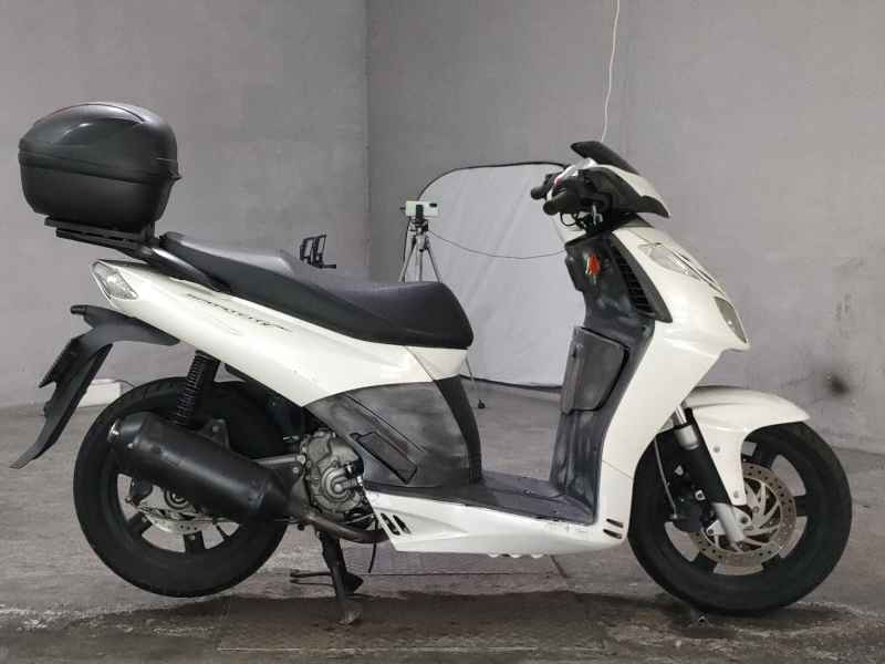 Aprilia Sportcity Cube 250 2010
