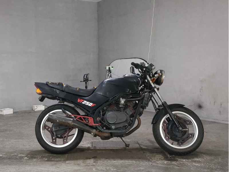 Honda VT250F Xelvis 1984