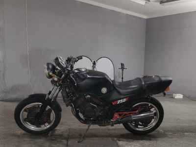 Honda VT250F Xelvis 1984