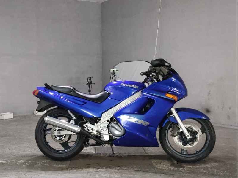 Kawasaki ZZR250 2005