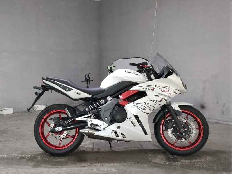 Kawasaki Ninja 400R 2012