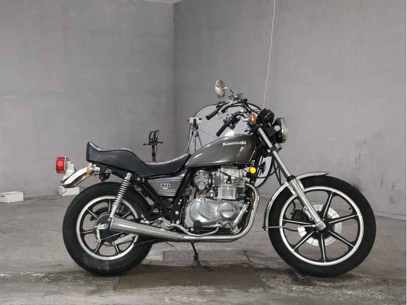 Kawasaki Z440LTD 2025