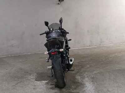 Yamaha YZF-R25 2018