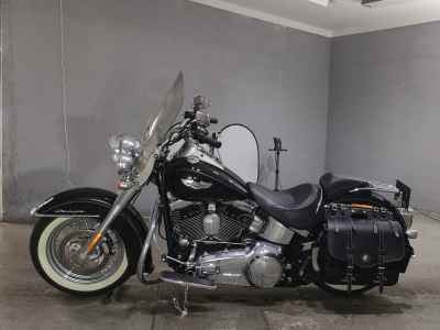 Harley-Davidson FLSTN1580 2010